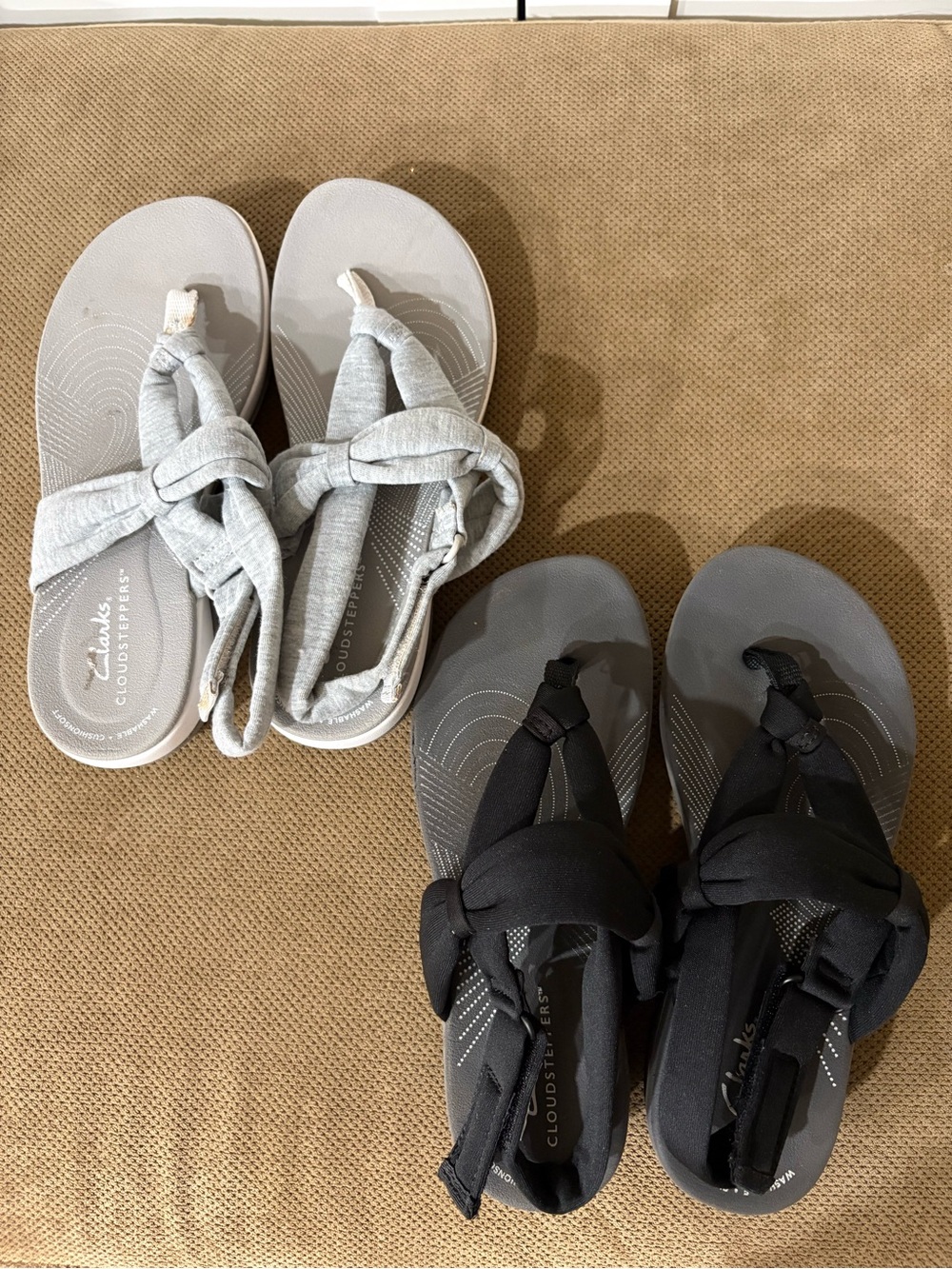 Clarks Knotted Strap Sandals in Black and Light Gray